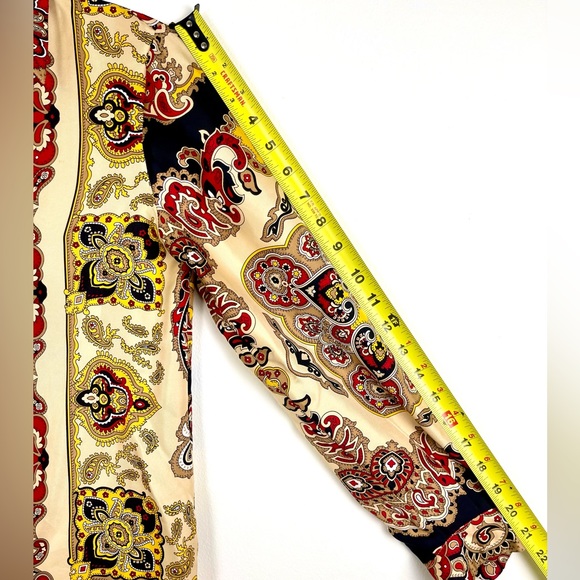 Mob Wife 100% Silk Shirt, Dana Buchman, Size 2 Petite, Gold & Red, Luxurious - Picture 8 of 13